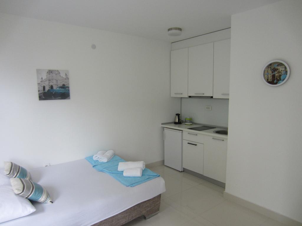 Apartments Minja Nerin Petrovac Exterior photo